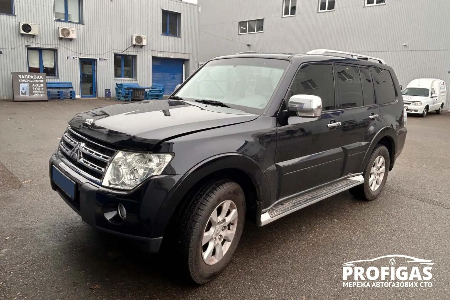 Встановлення ГБО STAG QMAX PLUS на Mitsubishi Pajero 3.0 л з розподіленим впорскуванням